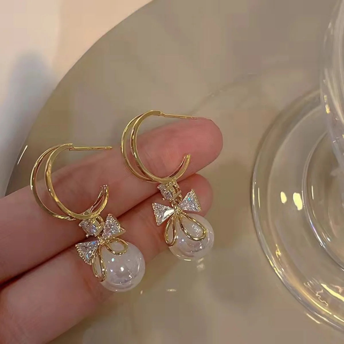 Korean Unique Design Zircon Bow Drop Earrings For Women Exquisite Imitation Pearl Flowers Earring Wedding Personality Jewelry